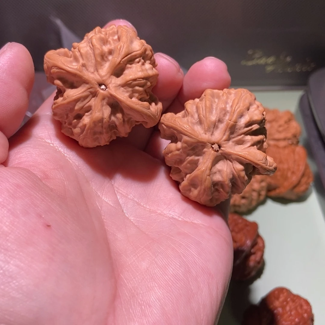 文玩核桃吊坠全品42野狼