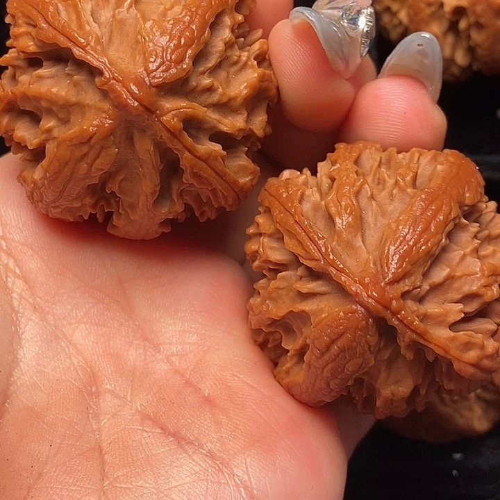 文玩核桃吊坠秦岭山脉核桃