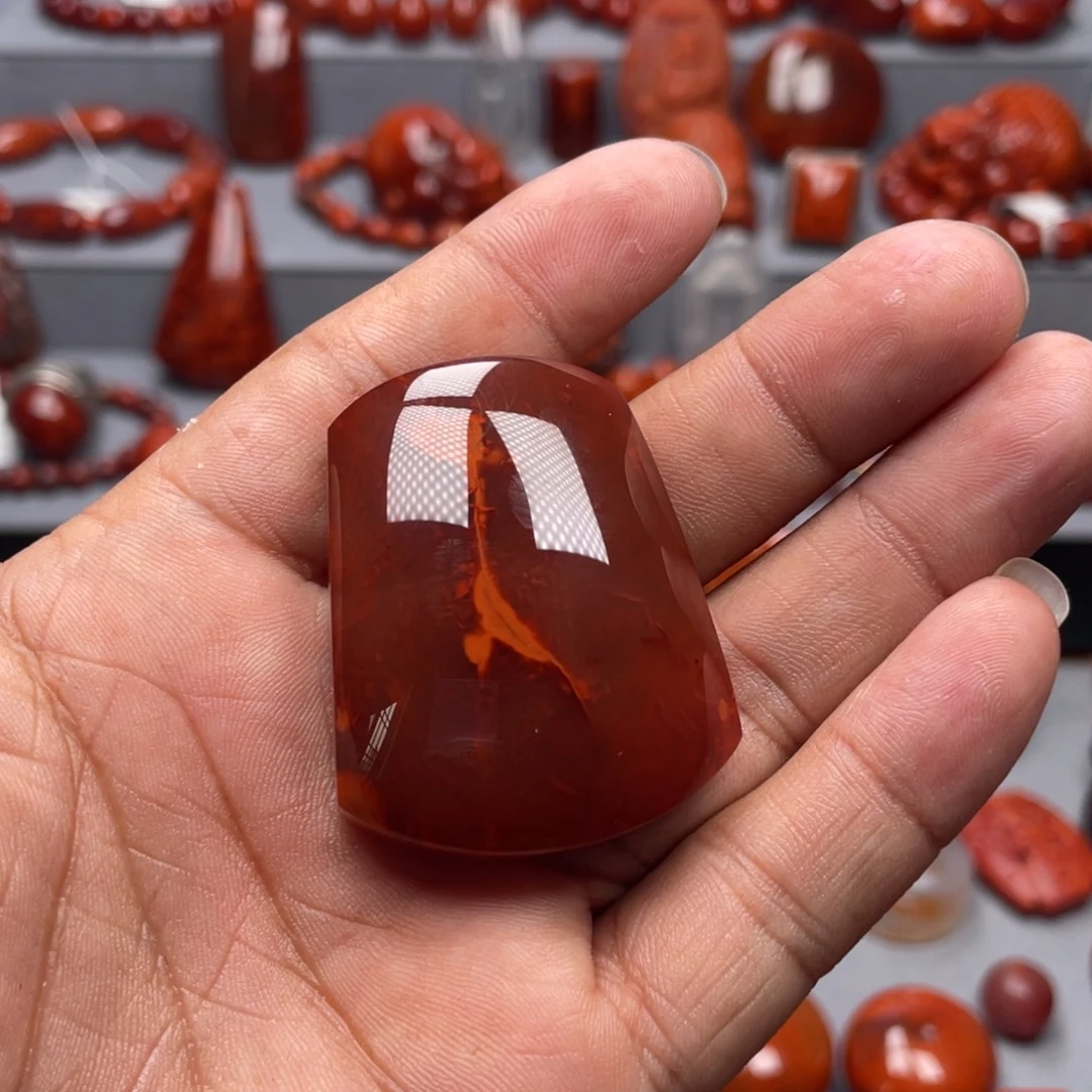 南红玛瑙未镶嵌珠宝奇石吊坠