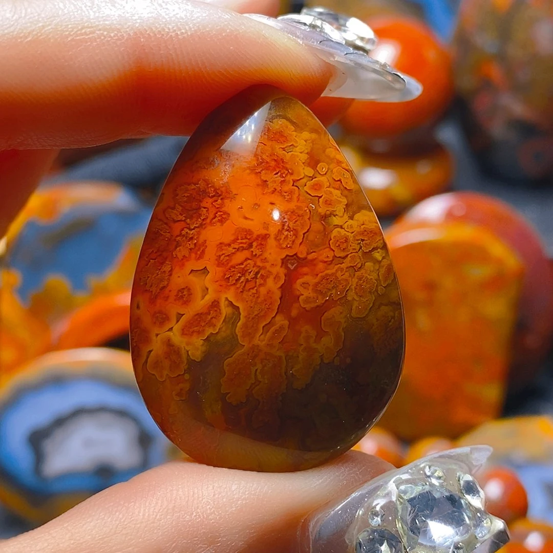 玛瑙/玉髓颈饰未镶嵌