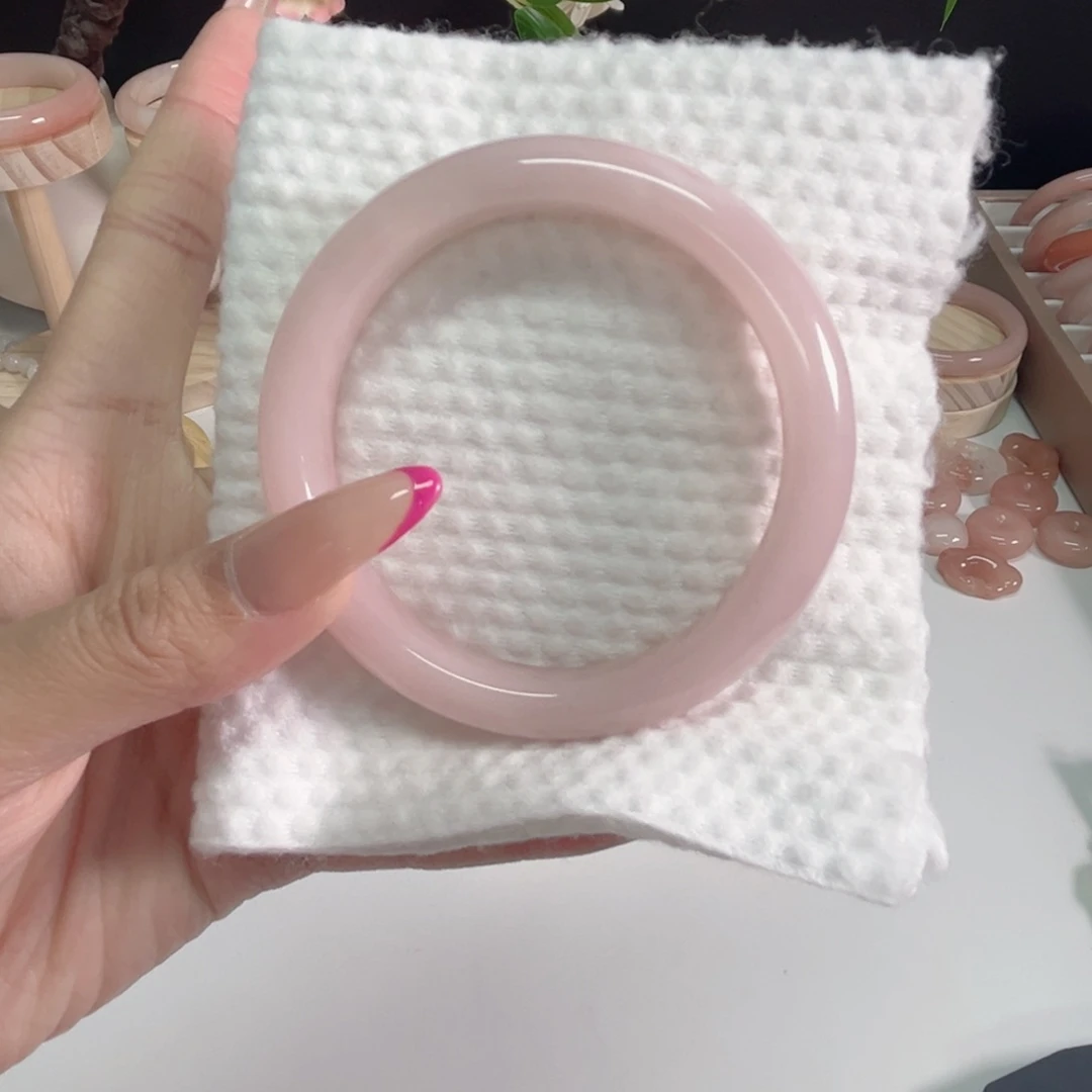未镶嵌手镯石英质玉不*