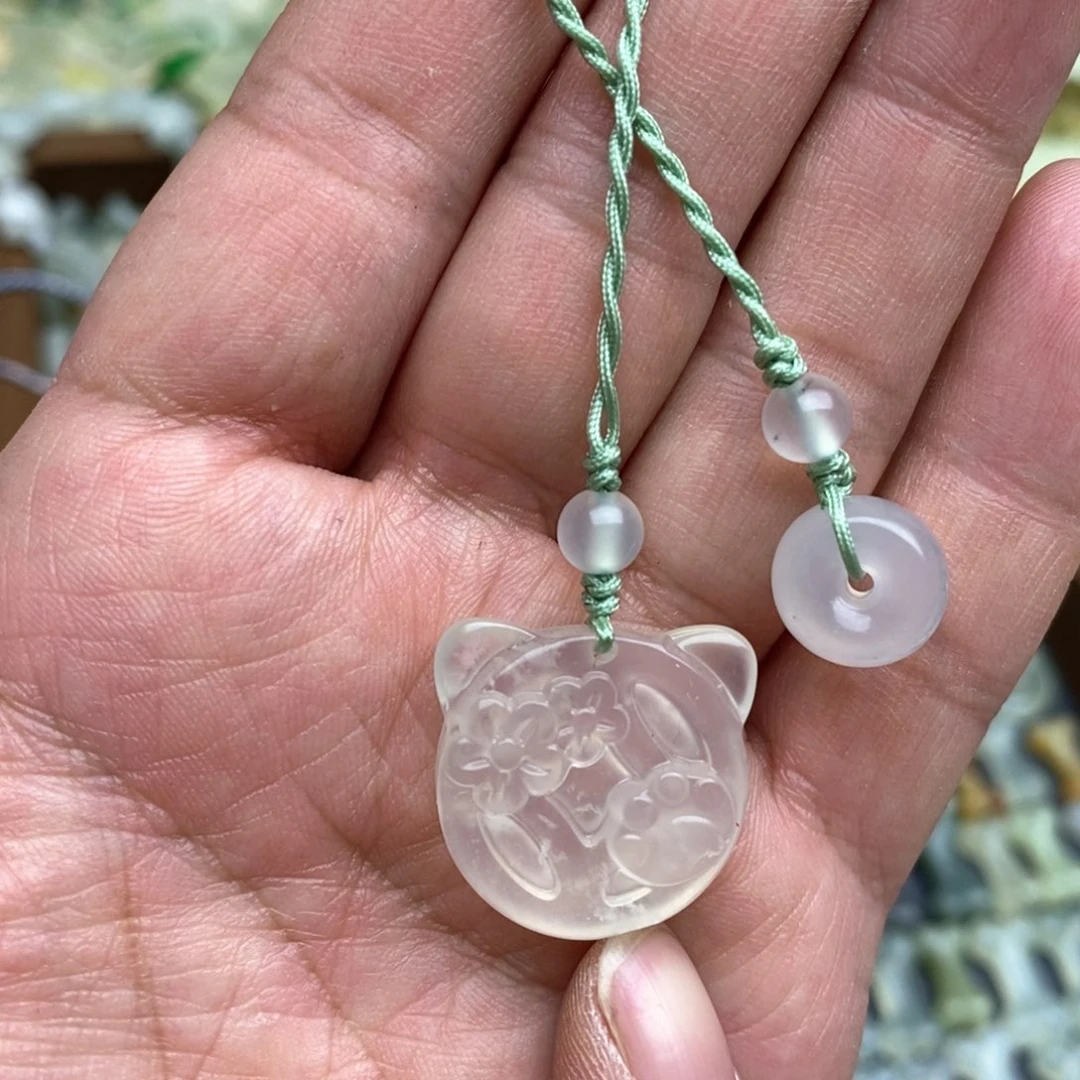 岫玉假一赔十默认微瑕，不退不换绑好绳子发货未镶嵌