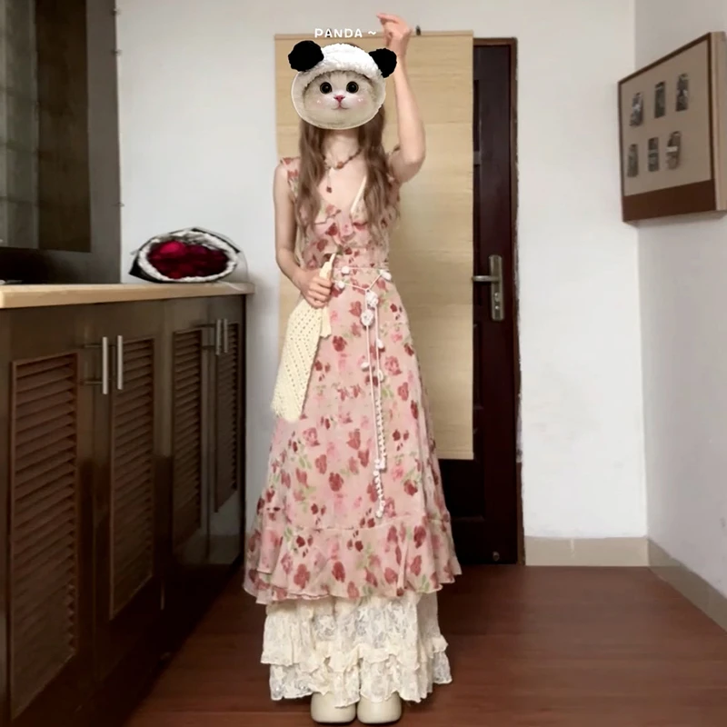1687法式粉色碎花吊带连衣裙子女夏季2025新款海边度假荷叶边长裙