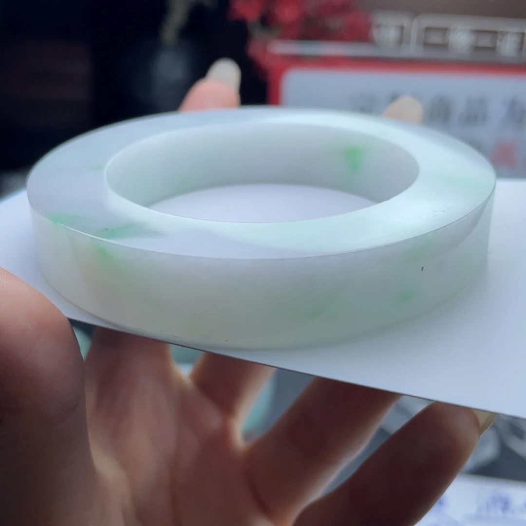 陪***天未镶嵌正圈定制翡翠