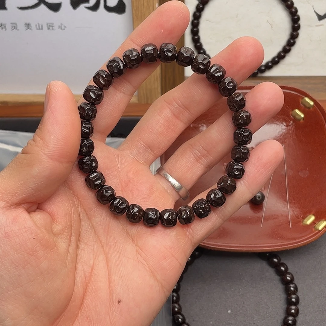 阿***志手串椰蒂8*7手工无相30颗B级