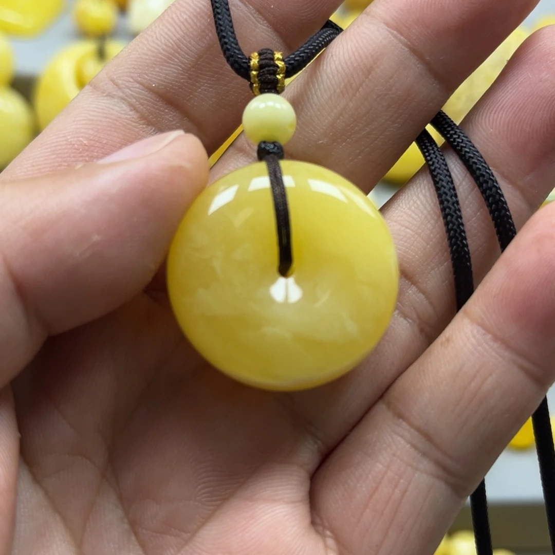 蜜蜡珠宝奇石未镶嵌