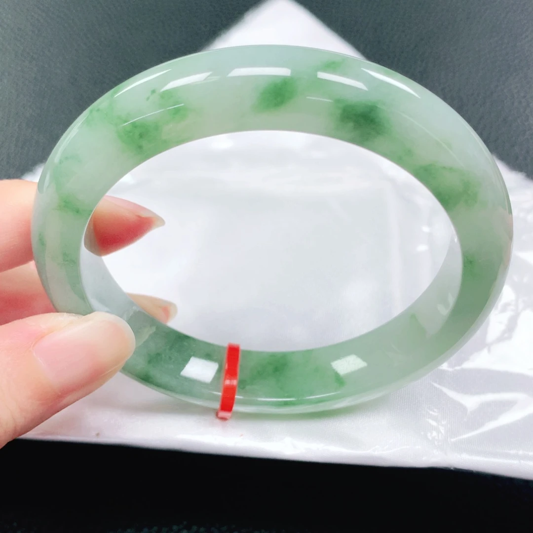 未镶嵌手镯翡翠60圈