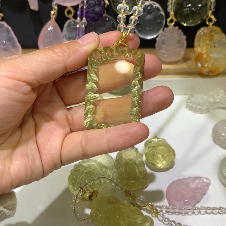 水晶颈饰未镶嵌天然