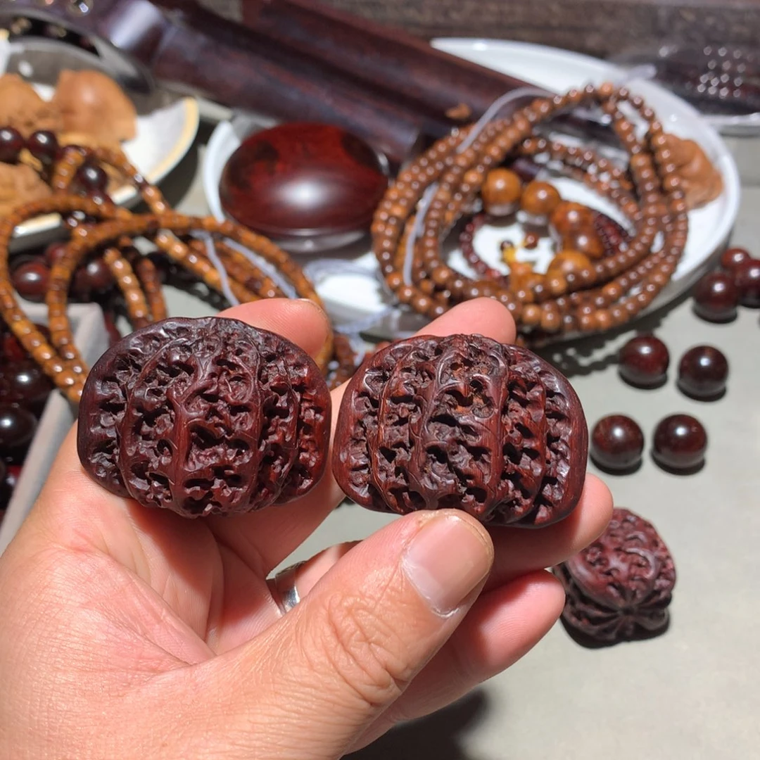 小叶紫檀手串/手链纯手工雕刻的核桃