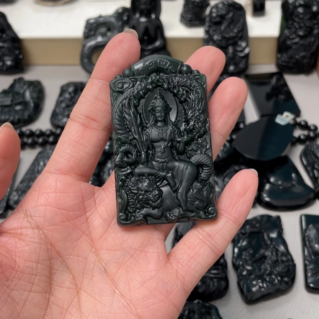 天***镜蛇纹石玉未镶嵌吊坠