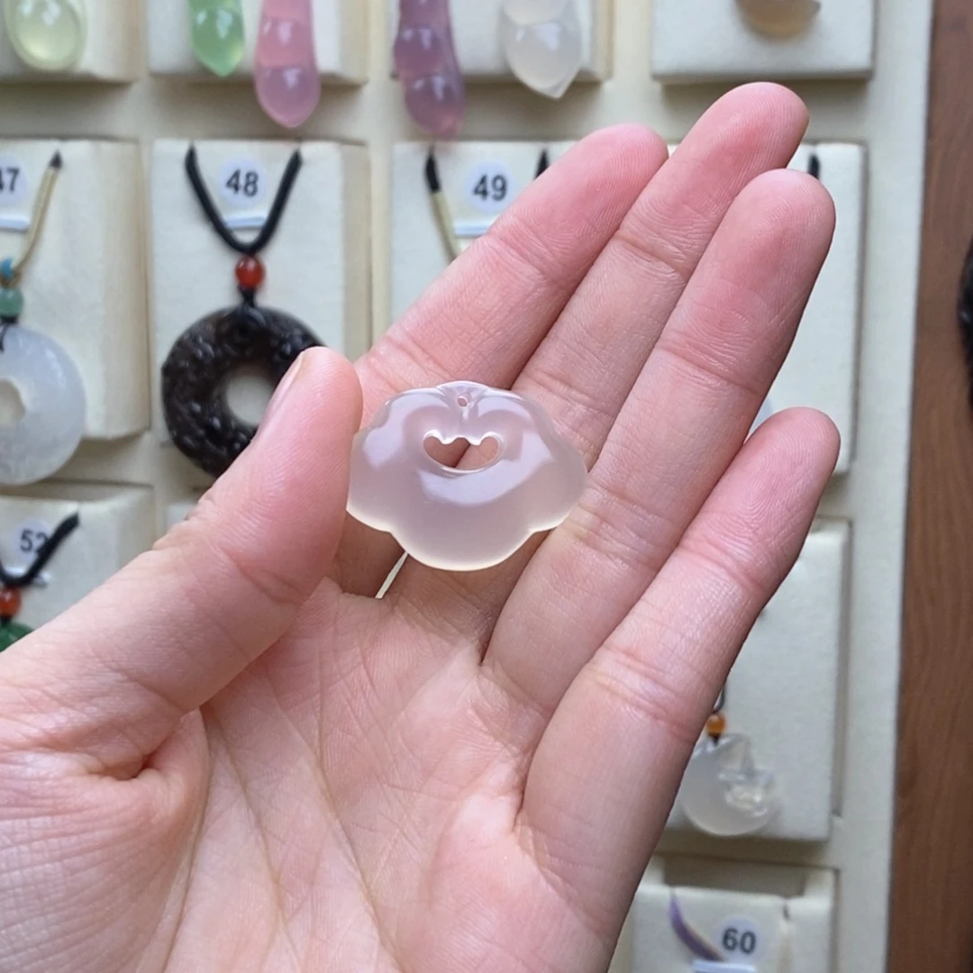 玛瑙/玉髓吊坠(赠链)未镶嵌二**.