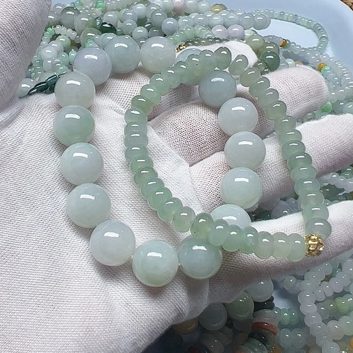 维***能翡翠未镶嵌颈饰天然翡翠06