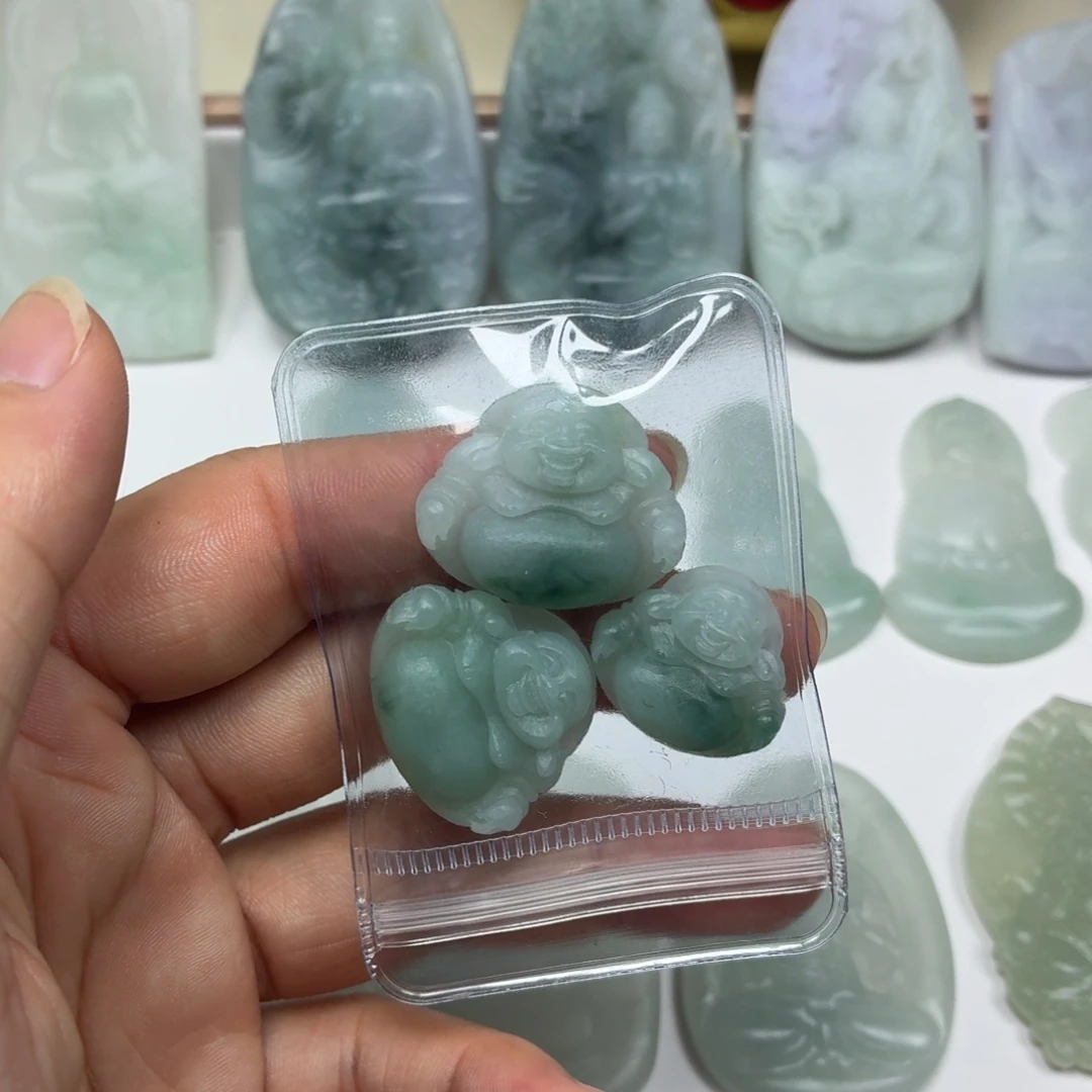 未镶嵌定制翡翠佛公