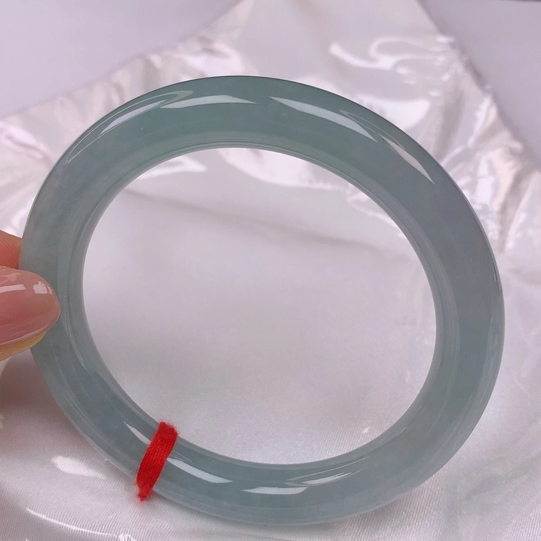 【闪购商品】翡翠手镯未镶嵌56圆条手镯