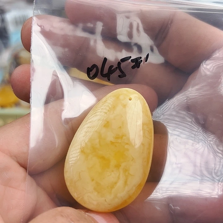 蜜蜡未镶嵌珠宝奇石蜜蜡吊坠