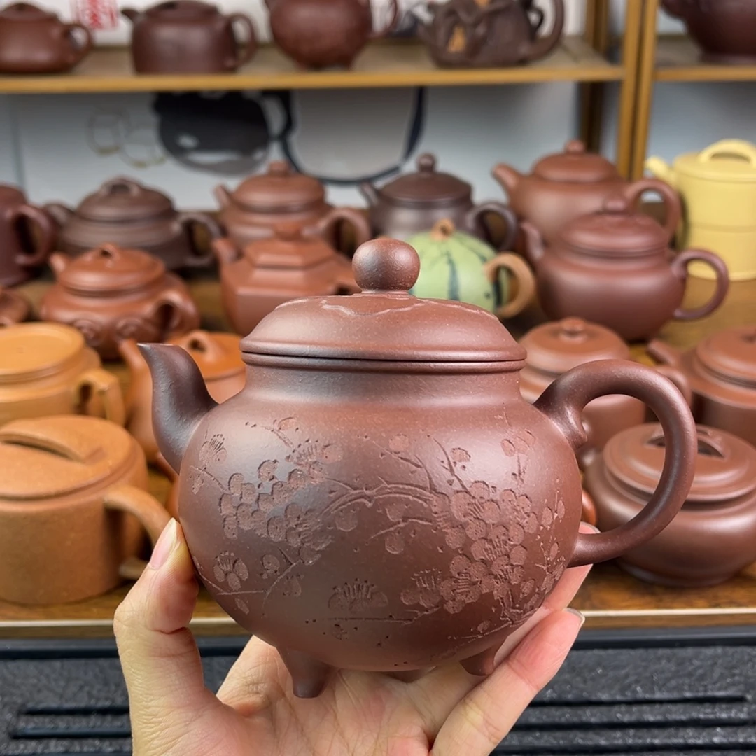 紫砂茶壶手工制作工艺精湛