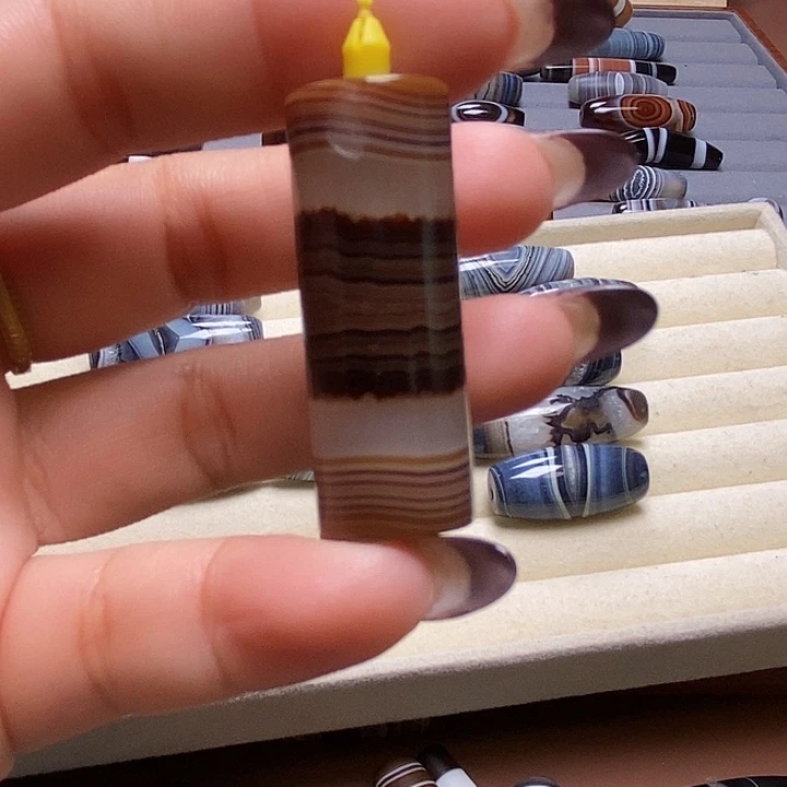 盘***透玛瑙/玉髓未镶嵌颈饰