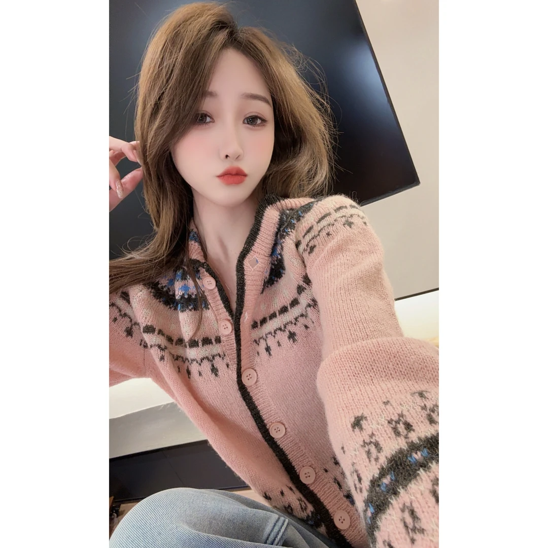 【陈陈私服】时尚设计感提花毛衣洋气显瘦连帽长袖针织衫25112701