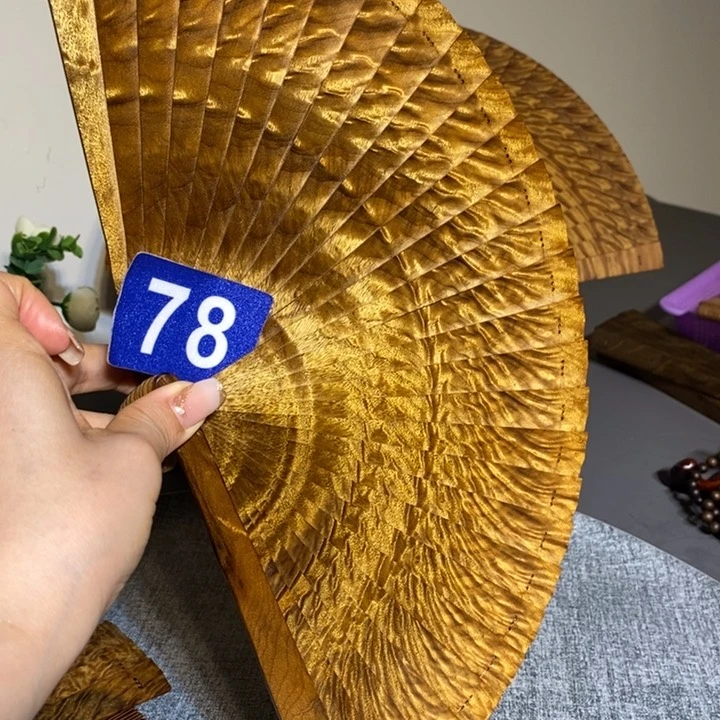 金丝楠许****机金丝楠木扇子