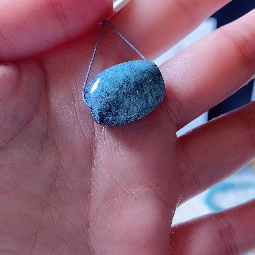 绿松石颈饰未镶嵌猎****营