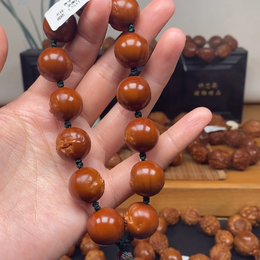 手串橄榄核曹华老师童趣百态