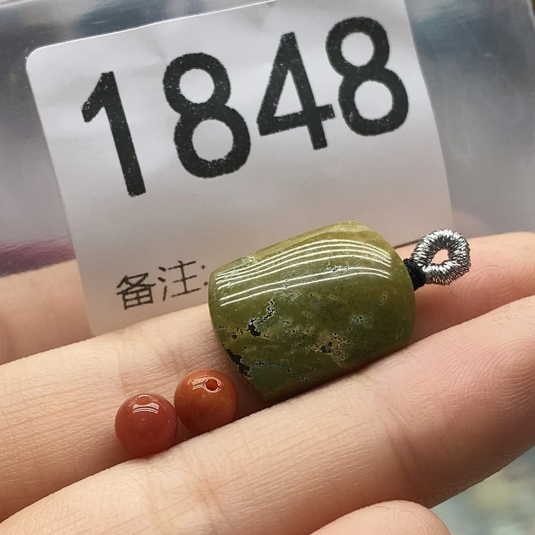 南红玛瑙未镶嵌颈饰