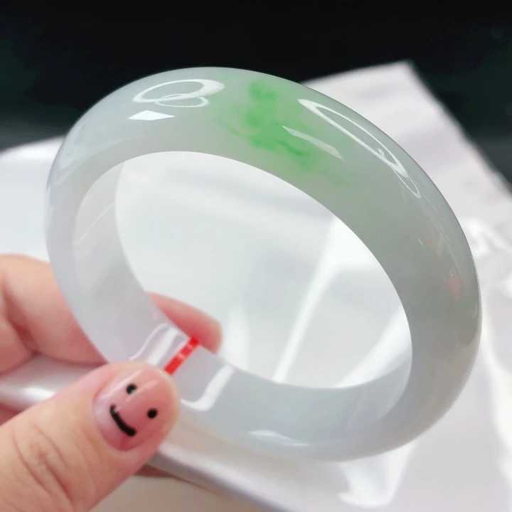 翡翠未镶嵌手镯正圈53.4