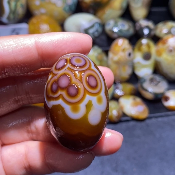 玛瑙/玉髓未镶嵌珠宝半成品32