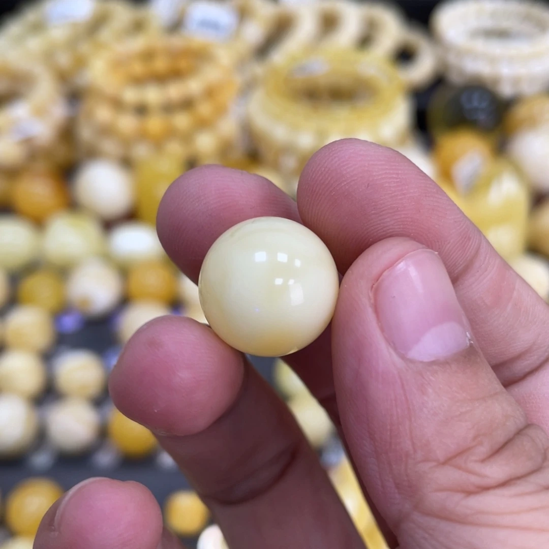 未镶嵌蜜蜡裸石15.4mm