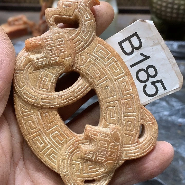 未镶嵌和田玉挂件