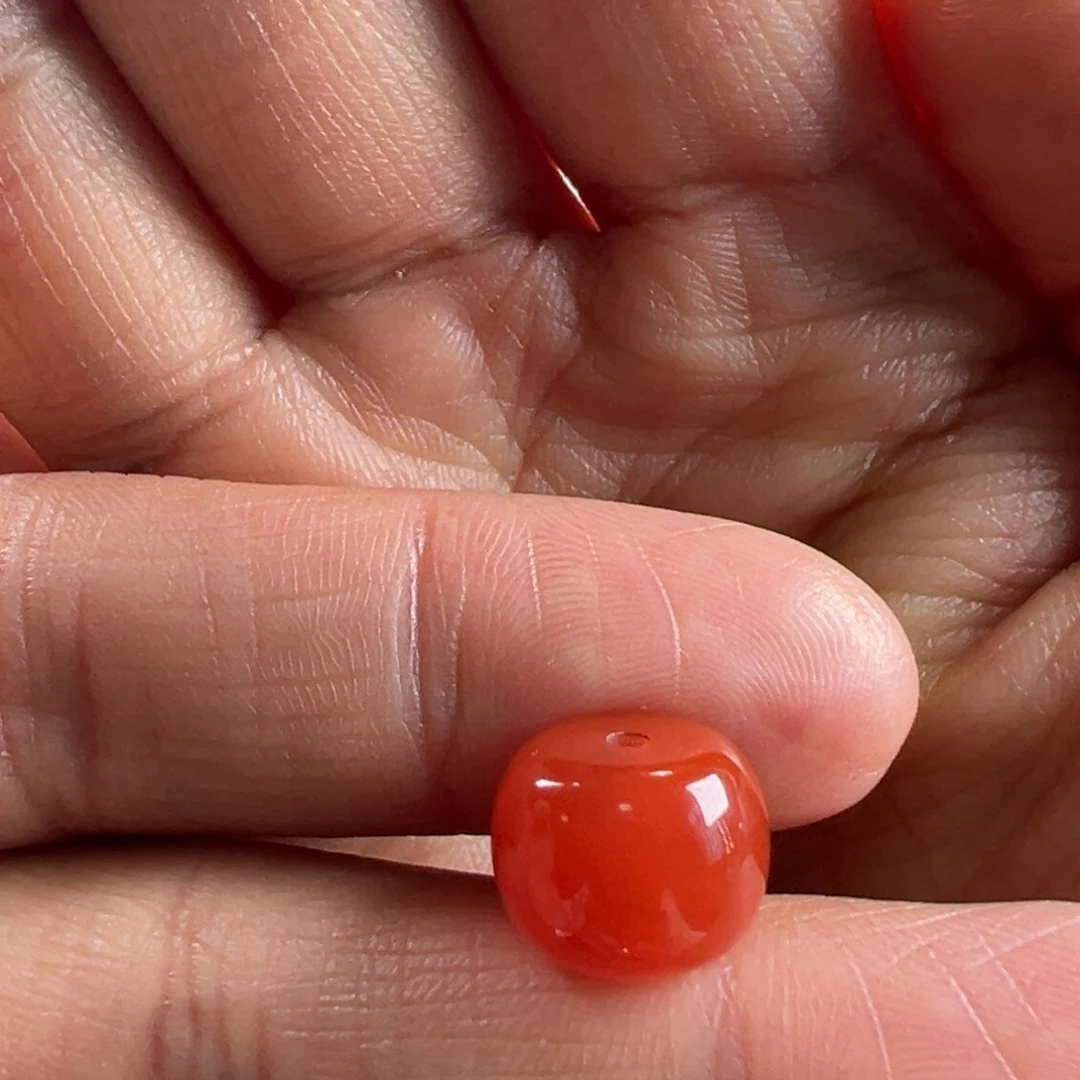 南红玛瑙墩子11.3*8.7未镶嵌用****4