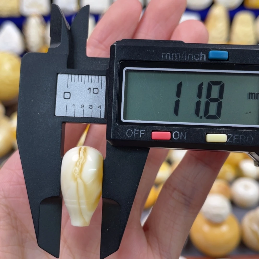 蜜蜡裸石未镶嵌琥珀蜜蜡三通