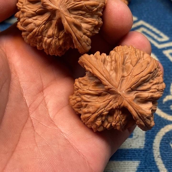 星***猫吊坠文玩核桃磨盘