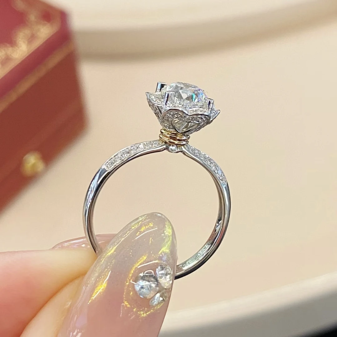 925银莫桑石戒指 【手捧花】轻奢时尚女士经典银色精致不掉色戒指