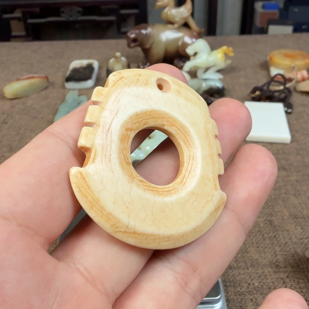 和田玉（糖玉）未镶嵌珠宝半成品