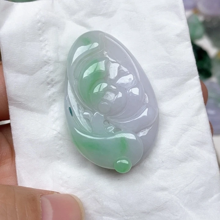 翡翠未镶嵌颈饰49号