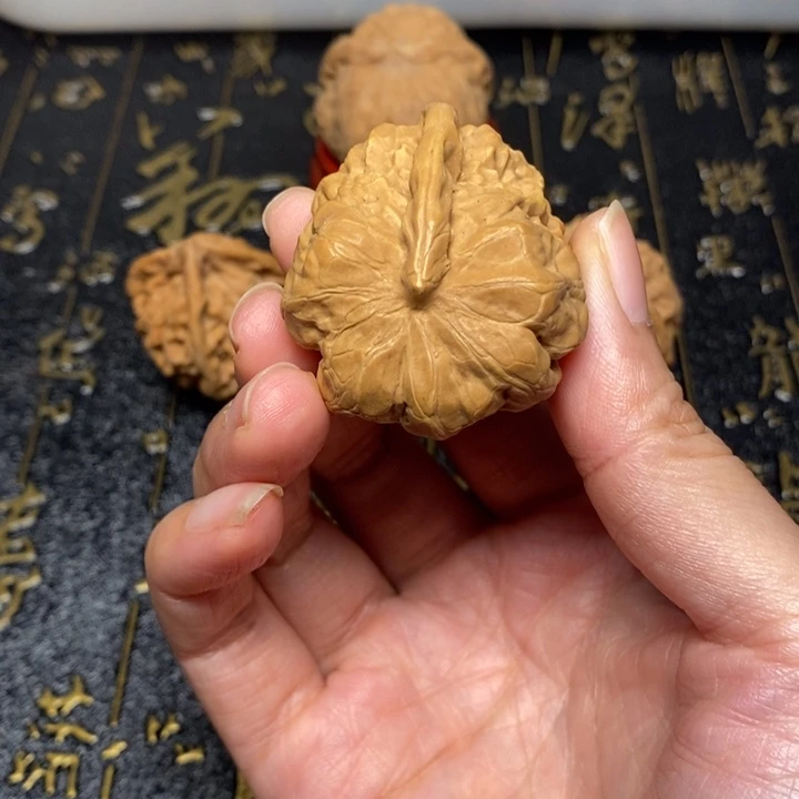 ****子吊坠文玩核桃文玩核桃异形单只