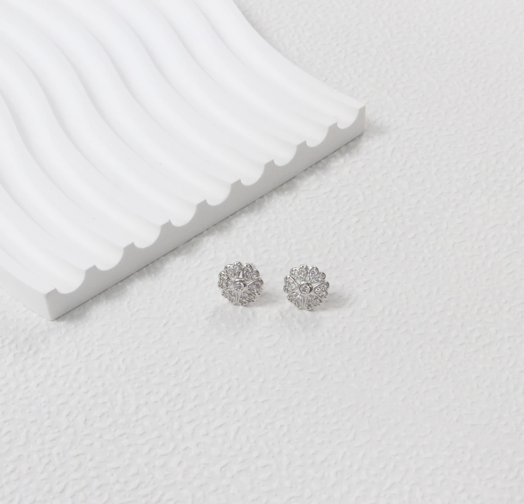 铜合金锆石耳饰 RENYUAN心型花瓣耳钉百搭气质简约精致