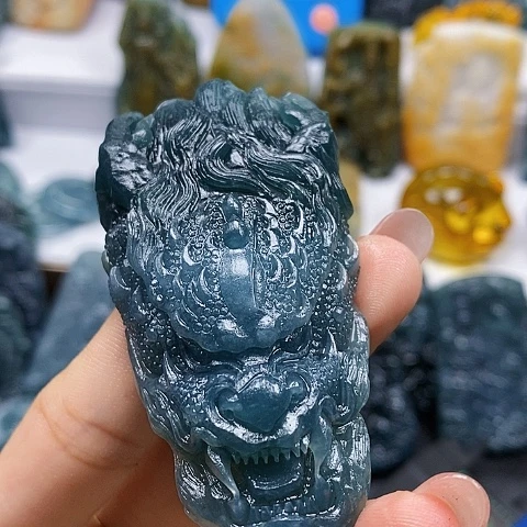 未镶嵌定制翡翠龙