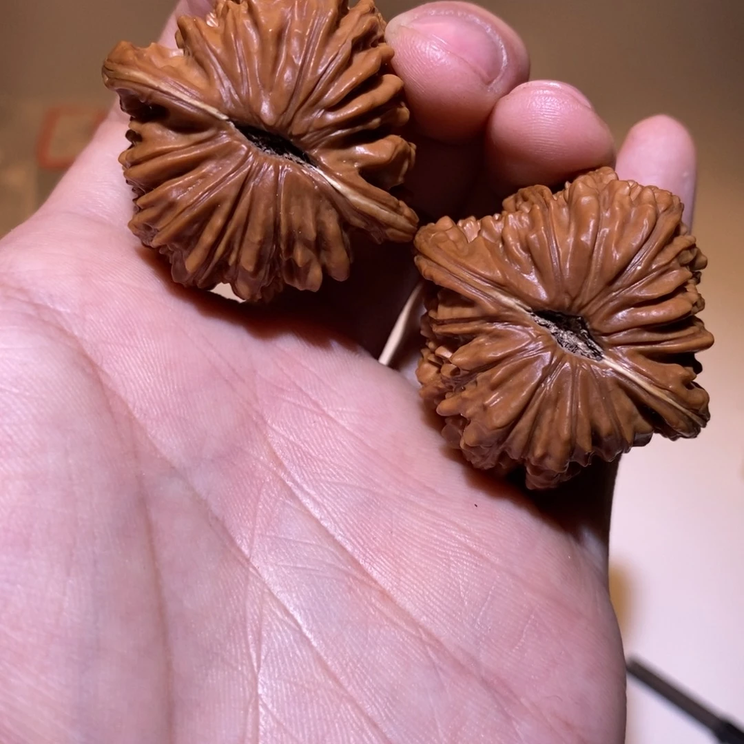 把件文玩核桃40尺 全品打好底 四座楼