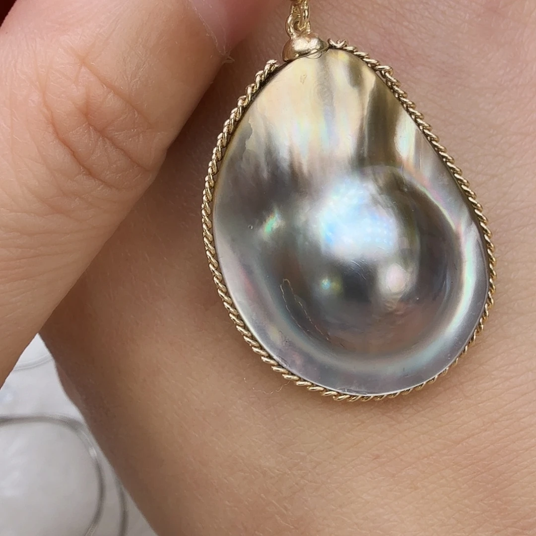 颈饰拼合珍珠（马贝珠）未镶嵌