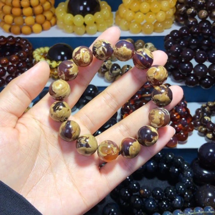 琥珀未镶嵌手链馆藏级特级妖孽溶洞一刀料