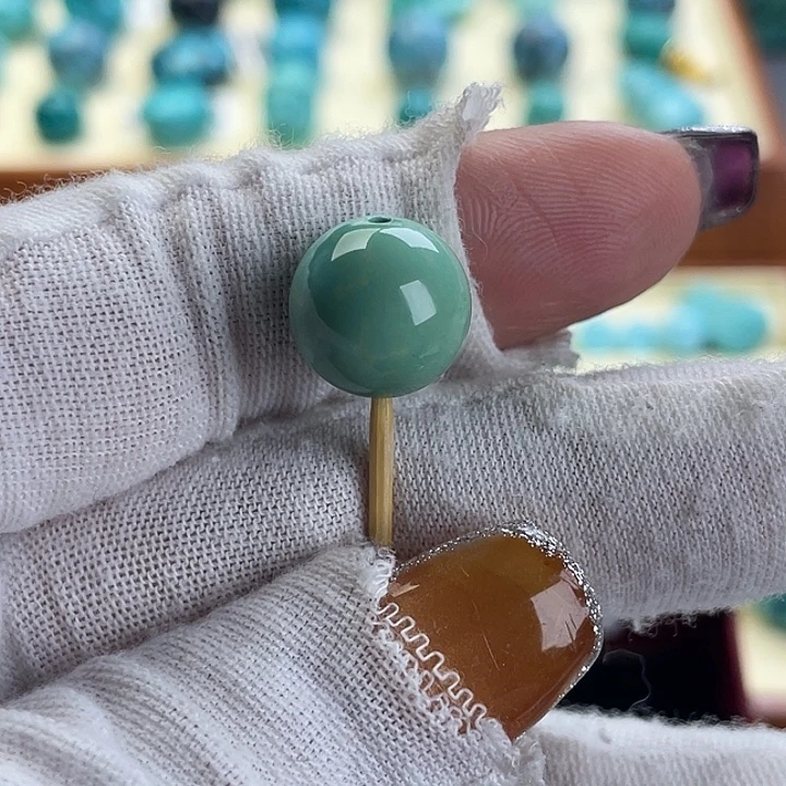 你***涡玛瑙/玉髓未镶嵌珠宝奇石