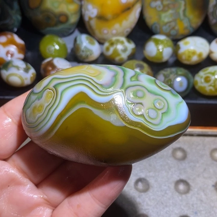 未镶嵌玛瑙/玉髓珠宝半成品34