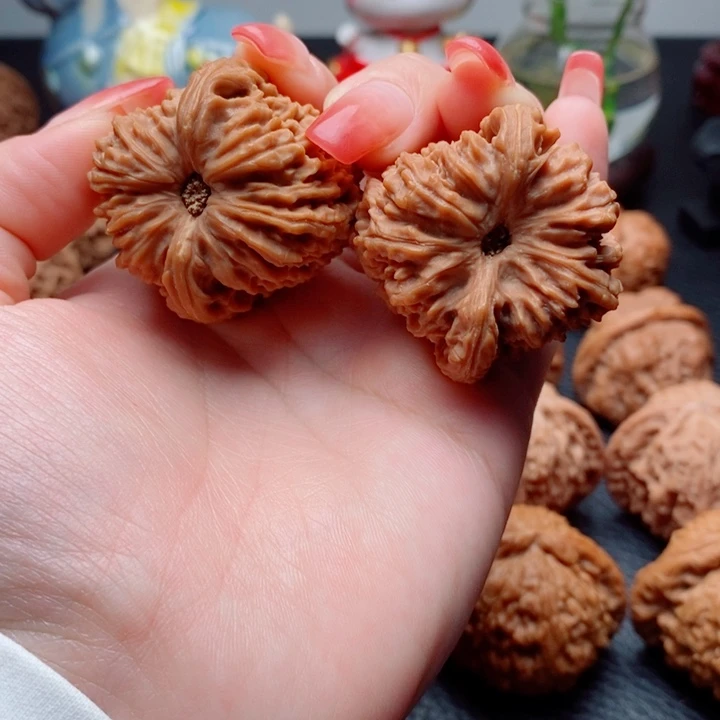 文玩核桃把件高炮凹底南疆39