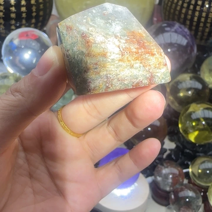 水晶摆件未镶嵌d639