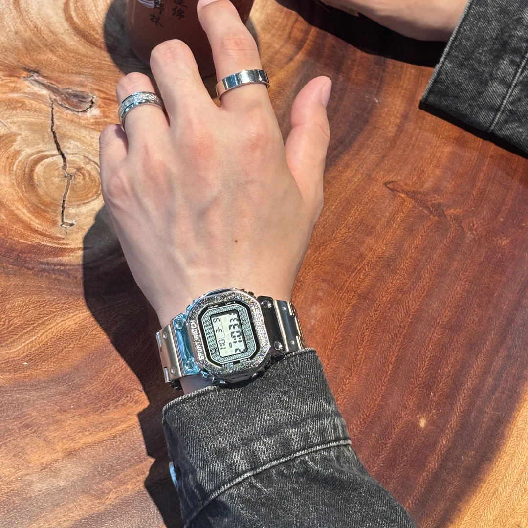 高颜值时尚经典小方块防水多功能钢带初高中学生手表女潮小银表男