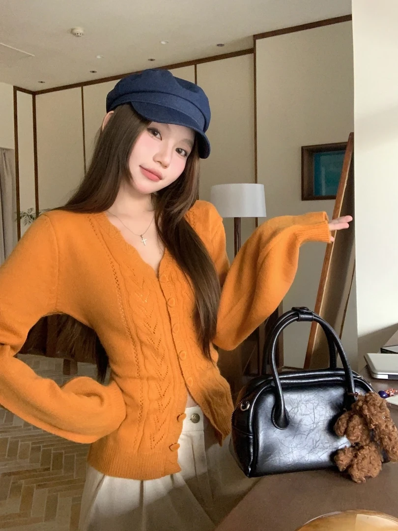 秋冬镂空V领修身针织开衫女款流光风毛针织橘色长袖打底毛衣8161