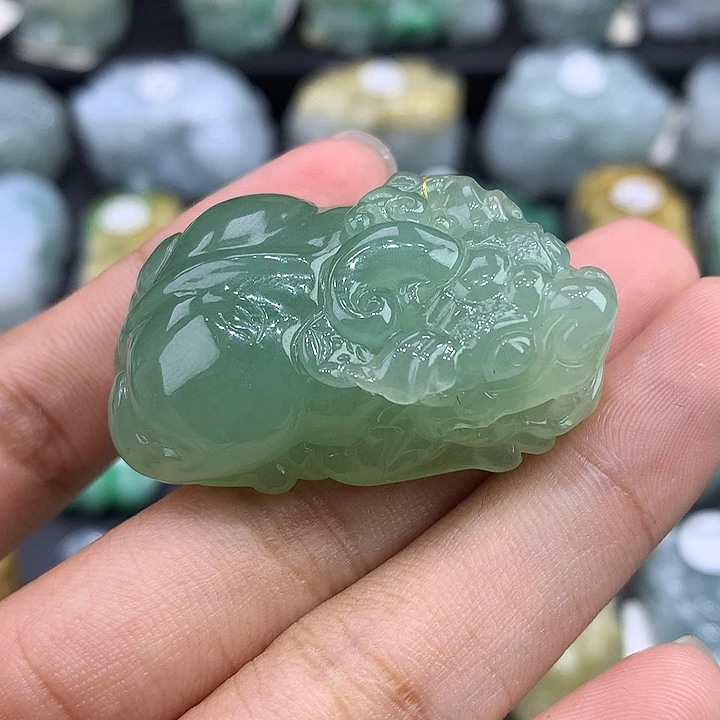 翡翠未镶嵌颈饰天然缅甸翡翠