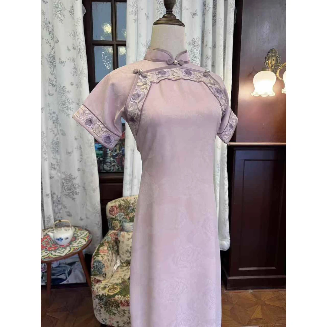 【朗清】新中式梨型身材必入紫色古法刺绣双襟旗袍2025年夏季新款